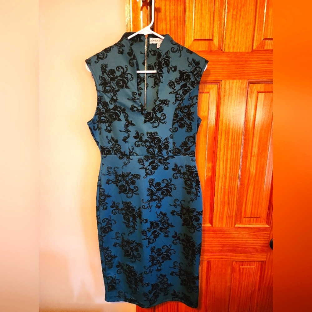 Almost Famous, Dark Green Dress, Size L